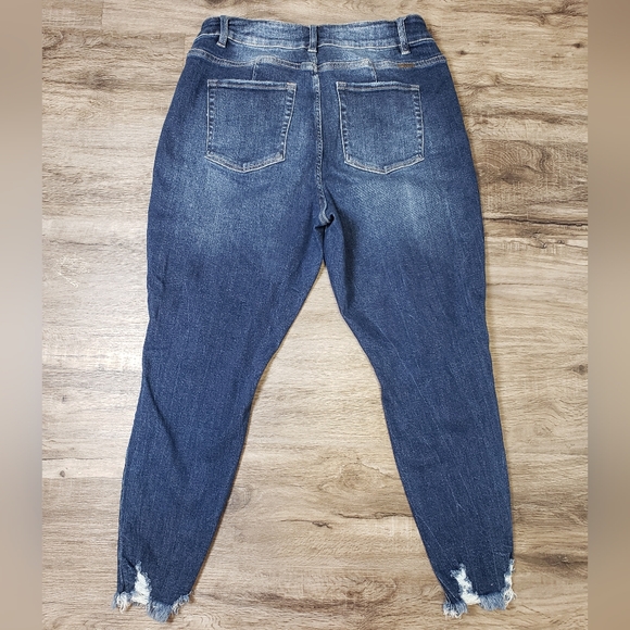 KanCan Estilo Women's 16 Style 121060 Cut 37414 - Picture 7 of 7